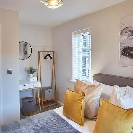 Host & - Guillemot House *